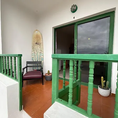 Habitacion Privada En Piso Compartido En Famara Beach